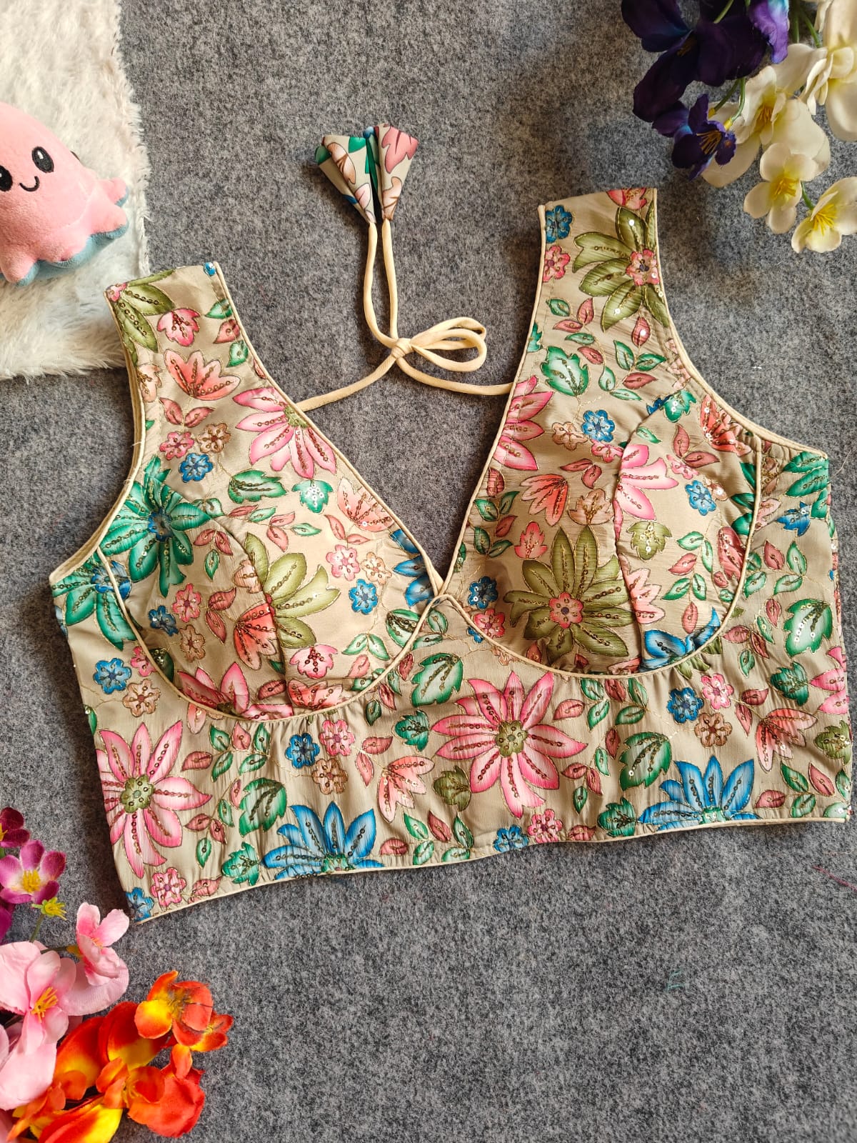 Petal Drawn Blouse
